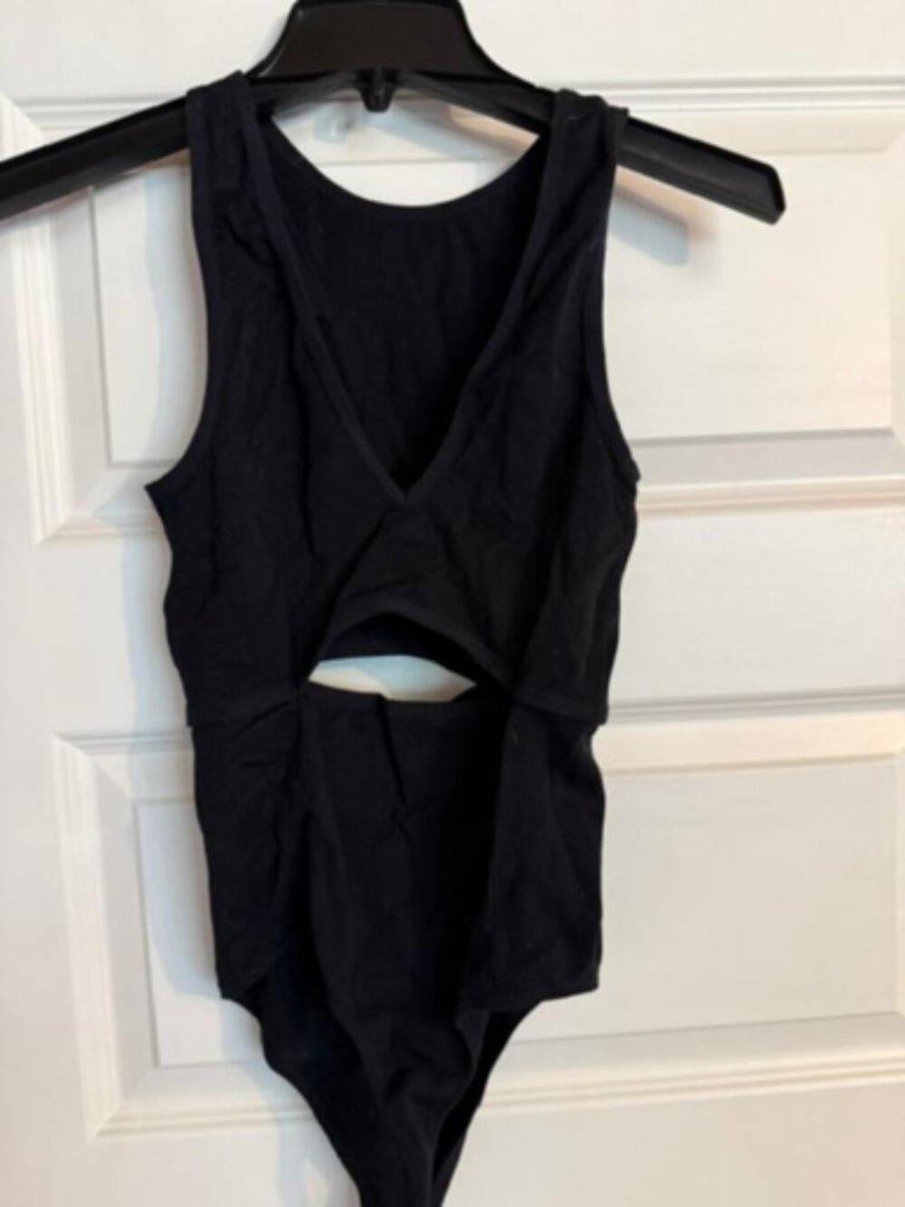 Colsie Target Black V-Neck Cutout Sleeveless Bodysuit L